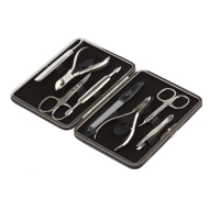 Manicure set of 8 tools DEWAL 906BLACK